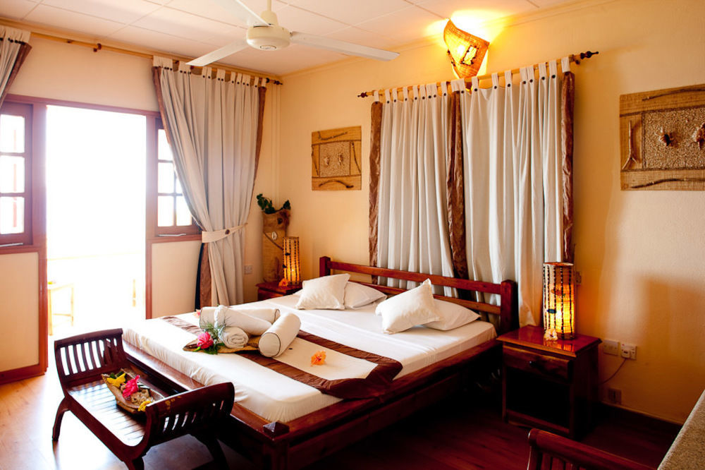 Hotel L'Ocean La Digue  Extérieur photo